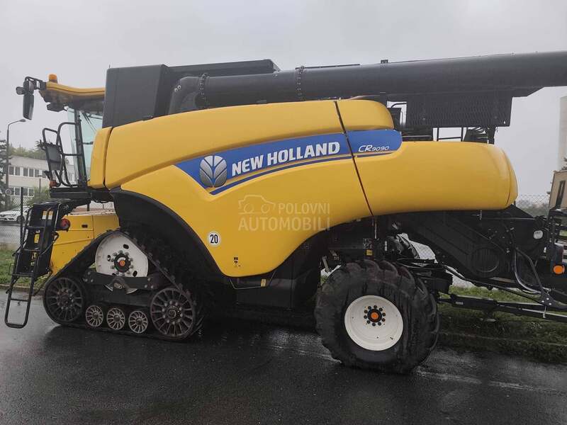 New Holland CR 9090