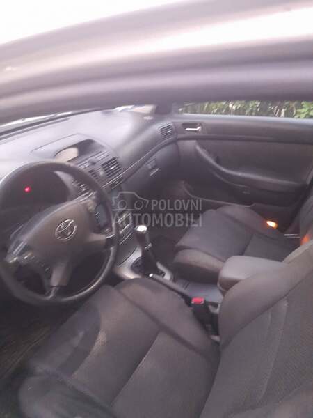 Toyota Avensis 1.8