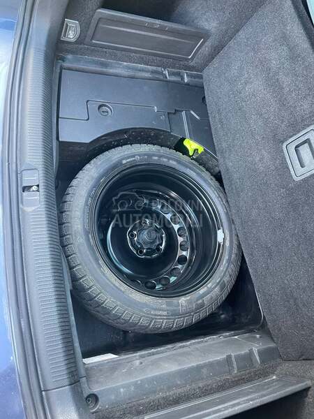 Volkswagen Passat B7 1.6TDI NOV NOV