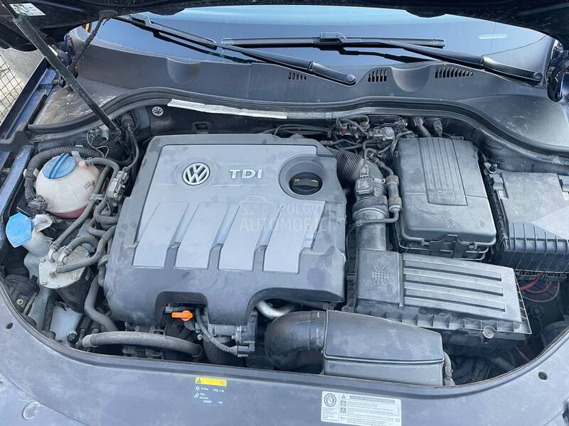 Volkswagen Passat B7 1.6TDI NOV NOV
