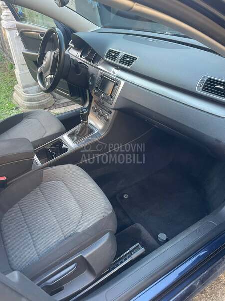 Volkswagen Passat B7 1.6TDI NOV NOV