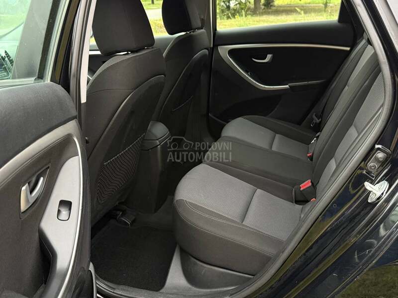 Hyundai i30 1.6 CRDI LED