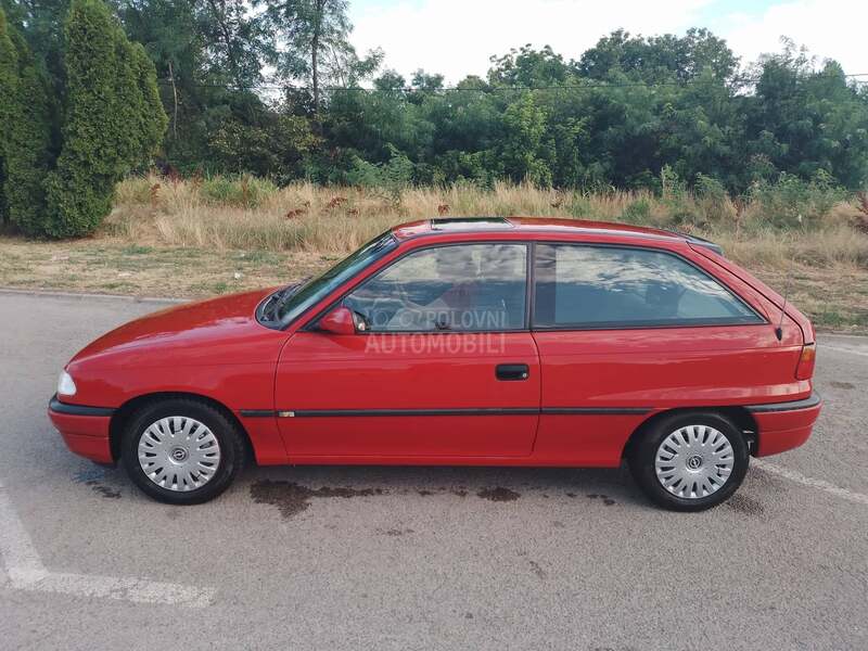 Opel Astra F 