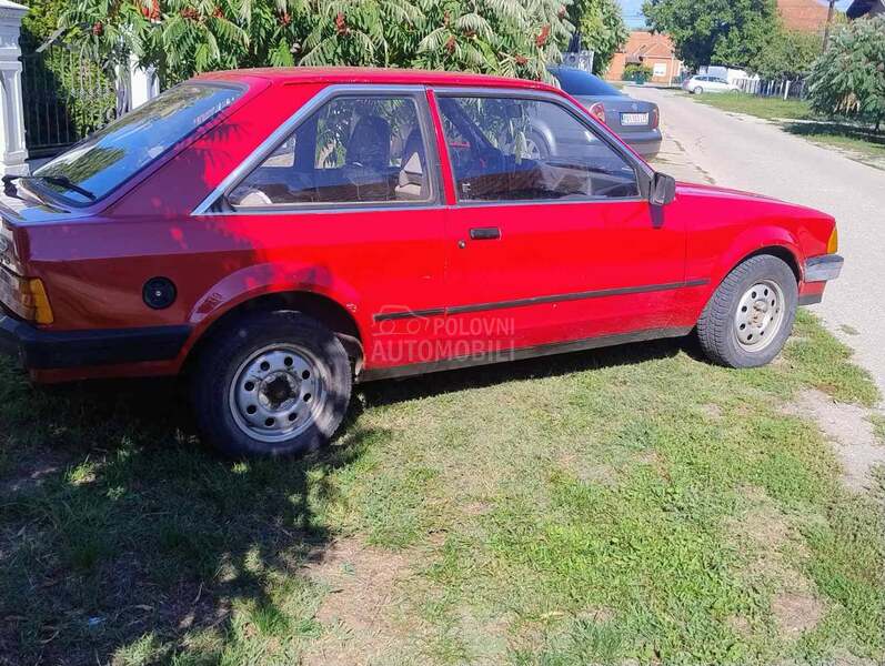 Ford Escort 1.1