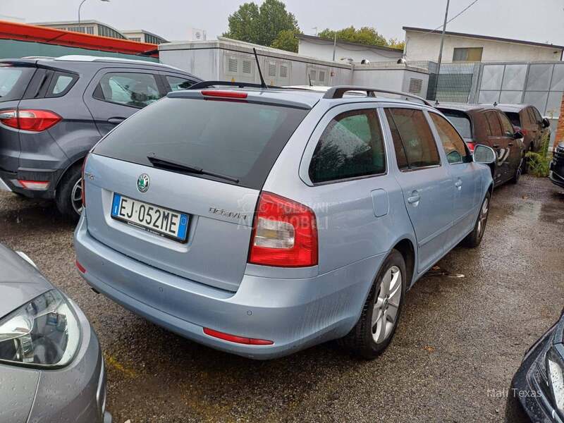 Škoda Octavia 1.6 TDI/4x4/NOVA