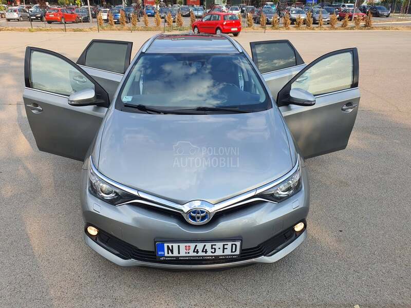 Toyota Auris 1.8 hybrid