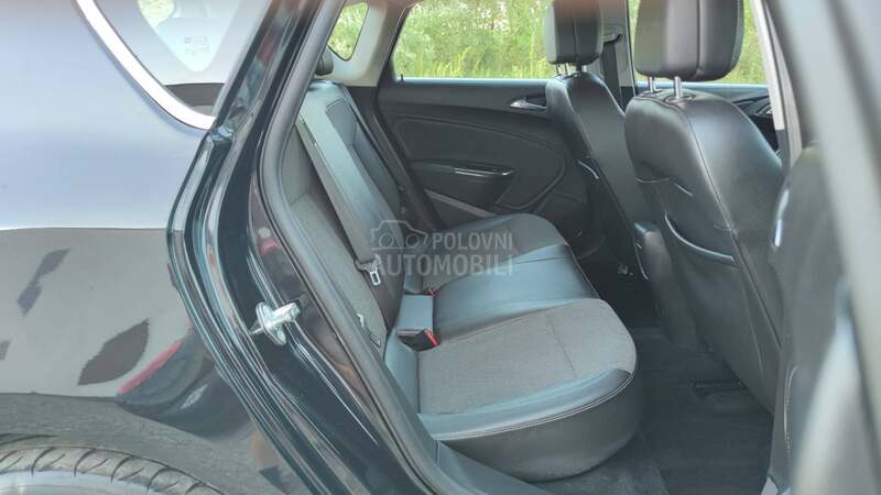 Opel Astra J 1.7 CDTi //COSMO//