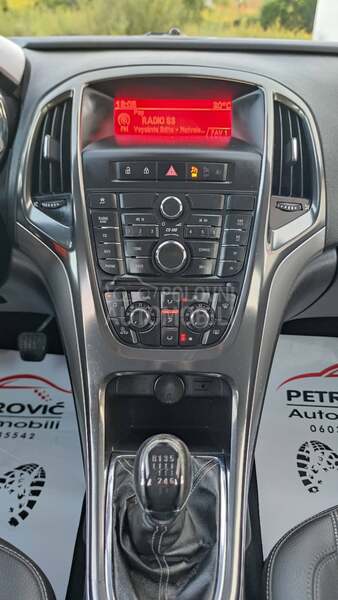 Opel Astra J 1.7 CDTi //COSMO//