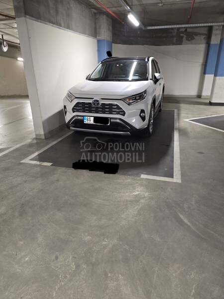 Toyota RAV 4 PREMIUM AWD