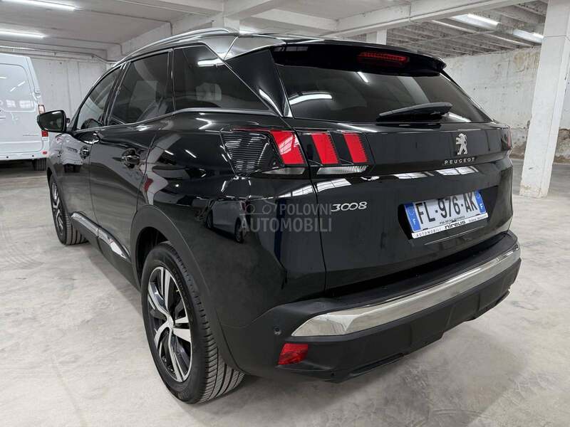 Peugeot 3008 ALLURE  EAT8