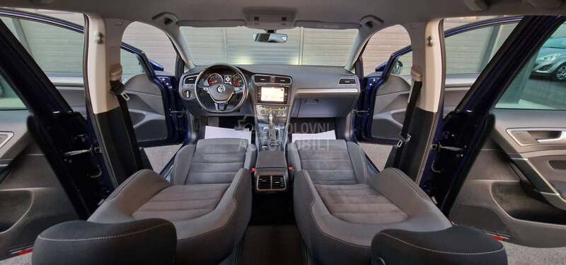 Volkswagen Golf 7 1.5 TSI HIGHLINE