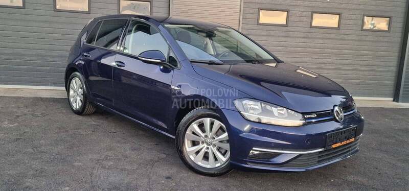 Volkswagen Golf 7 1.5 TSI HIGHLINE