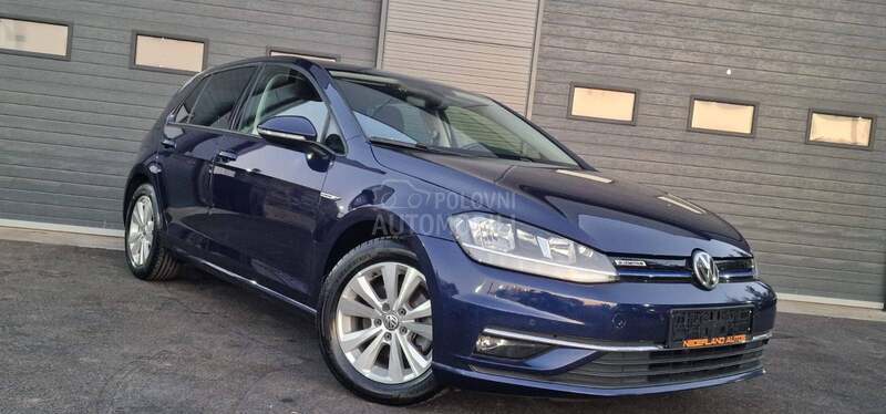 Volkswagen Golf 7 1.5 TSI HIGHLINE