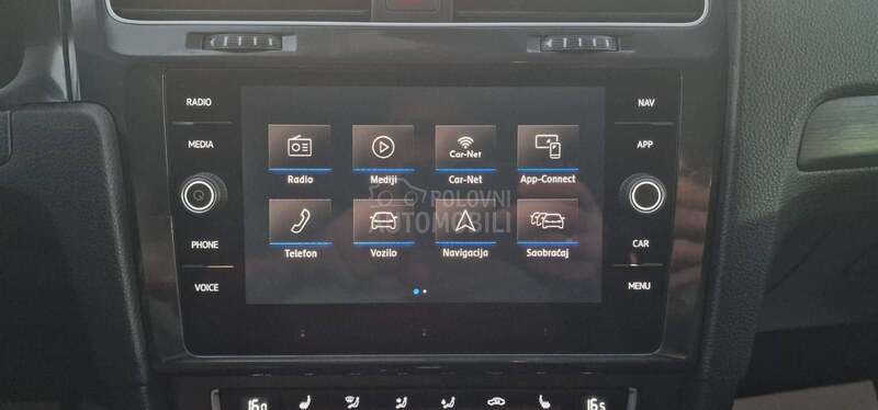 Volkswagen Golf 7 1.5 TSI HIGHLINE