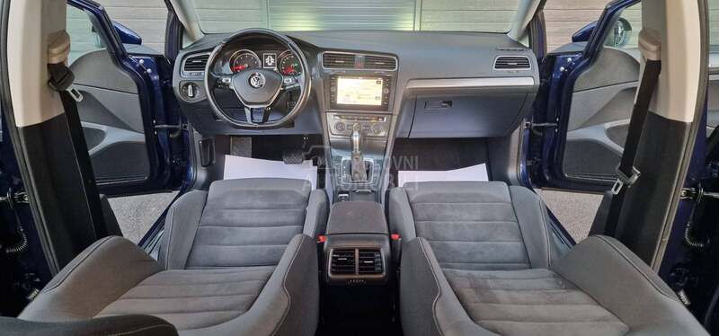 Volkswagen Golf 7 1.5 TSI HIGHLINE
