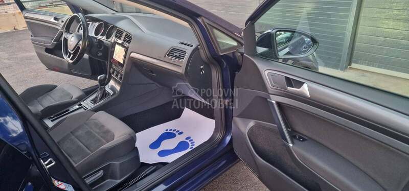 Volkswagen Golf 7 1.5 TSI HIGHLINE