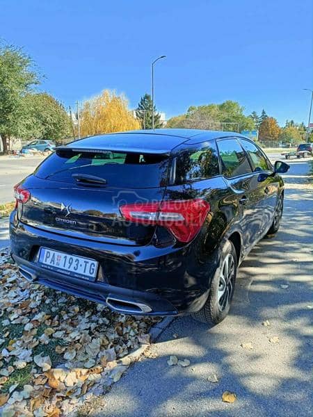Citroen DS5 1.6 E-HDI Citroen DS5 1.6 E-HDI