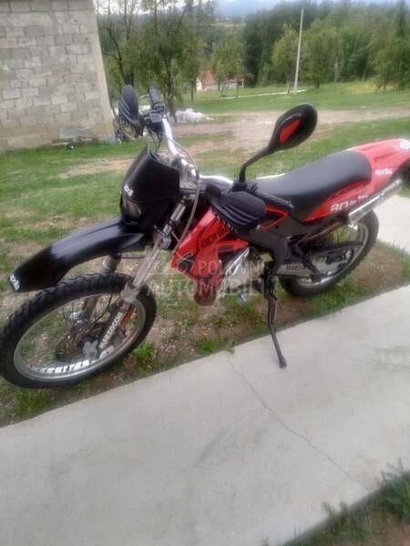 Aprilia Sx