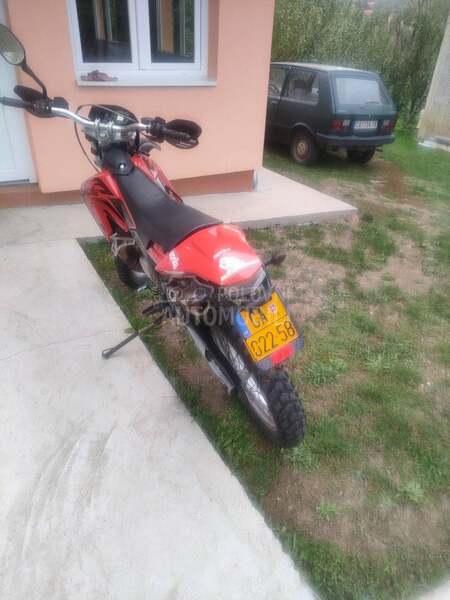 Aprilia Sx