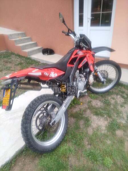 Aprilia Sx