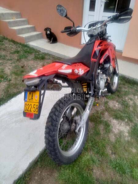 Aprilia Sx