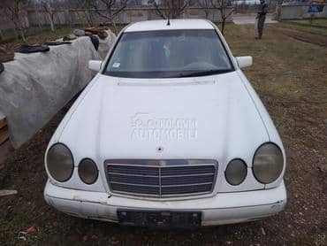 Mercedes Benz E 200 E200