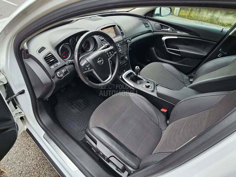 Opel Insignia 2.0