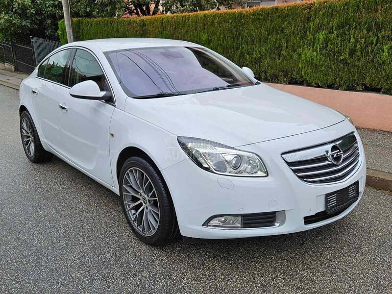 Opel Insignia 2.0