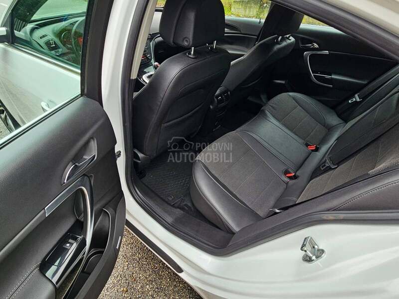 Opel Insignia 2.0