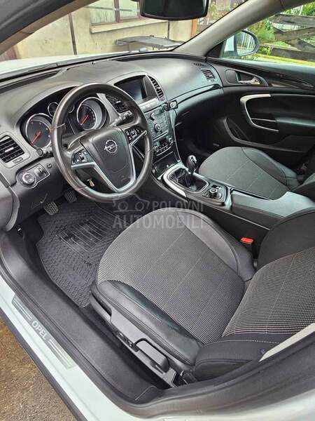 Opel Insignia 2.0