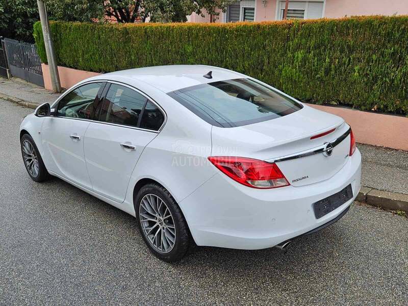 Opel Insignia 2.0