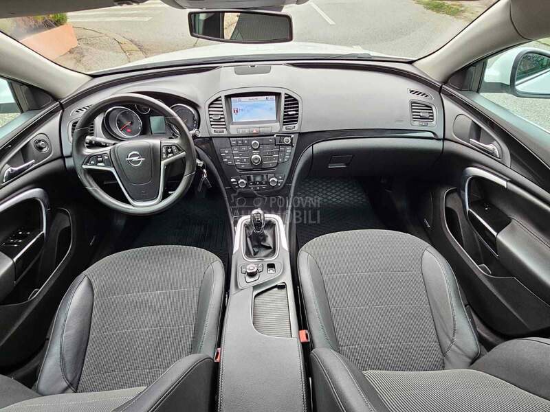 Opel Insignia 2.0