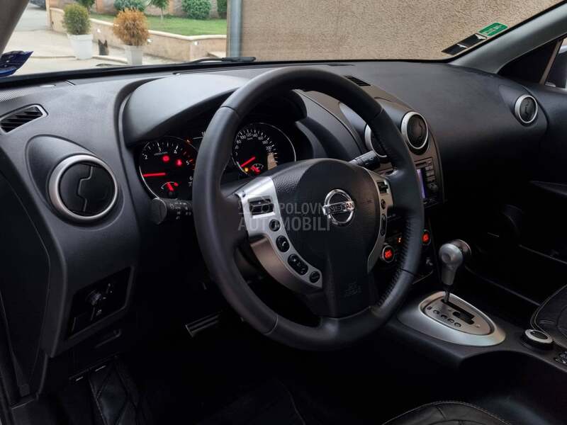 Nissan Qashqai + 2 2.0D 4x4 AUTOM