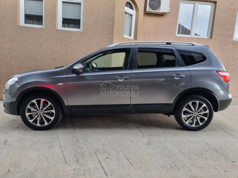 Nissan Qashqai + 2 2.0D 4x4 AUTOM