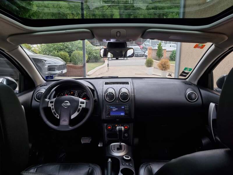 Nissan Qashqai + 2 2.0D 4x4 AUTOM
