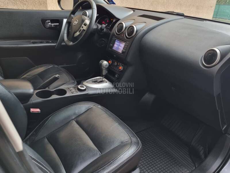 Nissan Qashqai + 2 2.0D 4x4 AUTOM