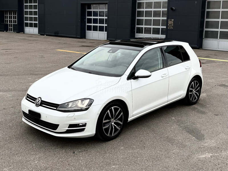 Volkswagen Golf 7 Dsg/Pan/Nav