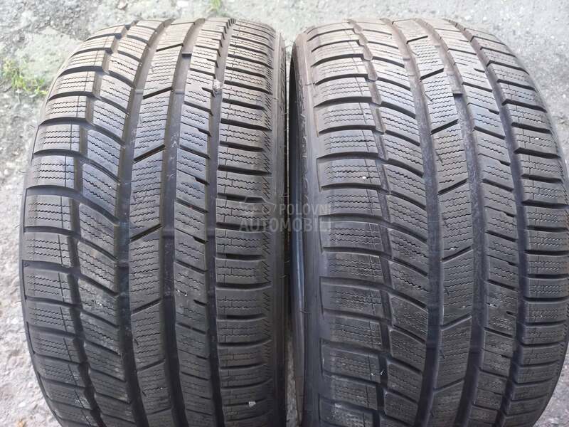 Toyo 255/30 R20 Zimska