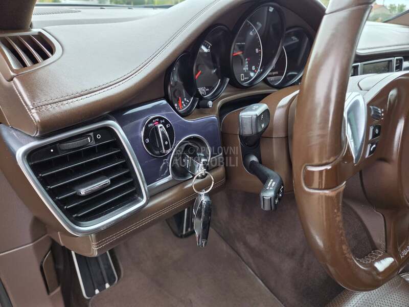 Porsche Panamera 3.0d