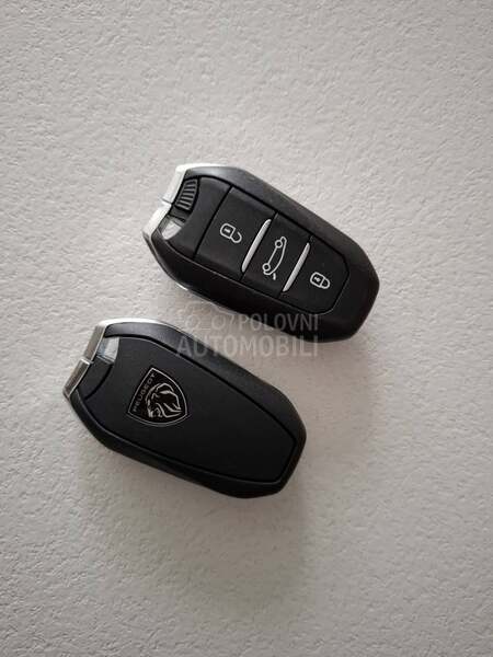 Peugeot 308 1.5 HDI ALLURE AT8