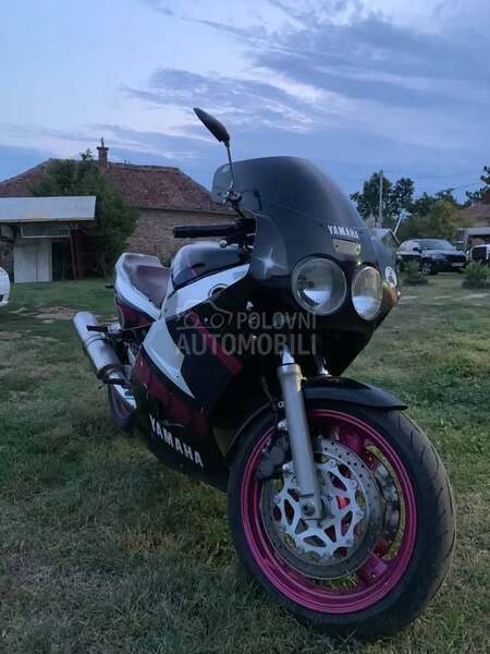 Yamaha fzr 1000