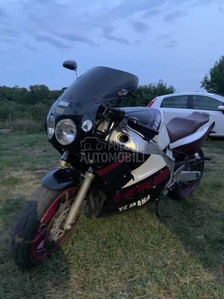 Yamaha fzr 1000