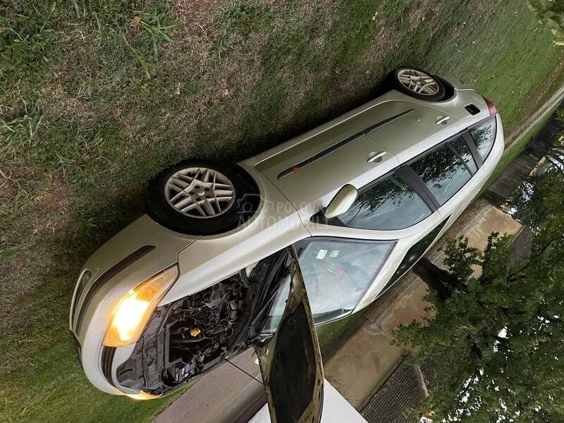Renault Laguna 