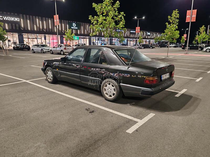 Mercedes Benz E 250 w124