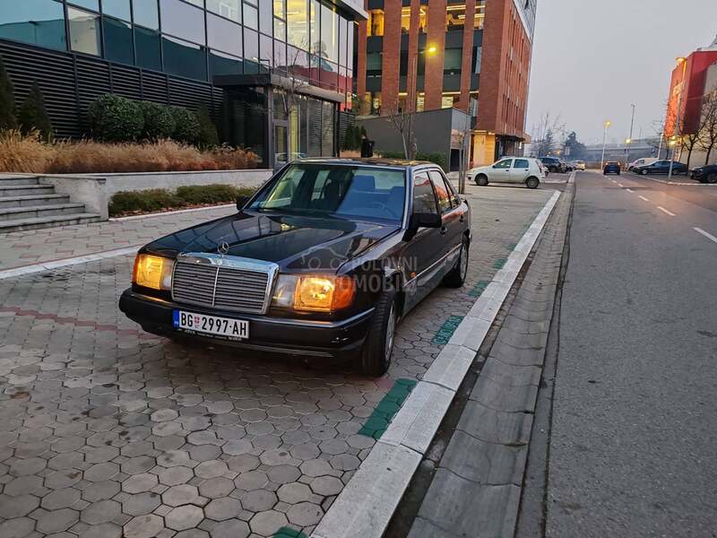 Mercedes Benz E 250 w124