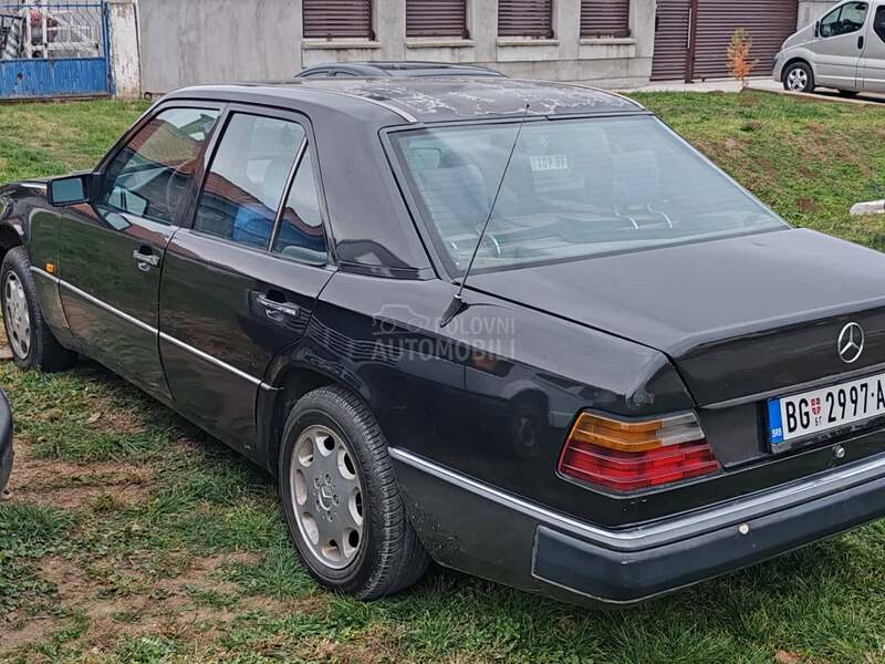 Mercedes Benz E 250 w124