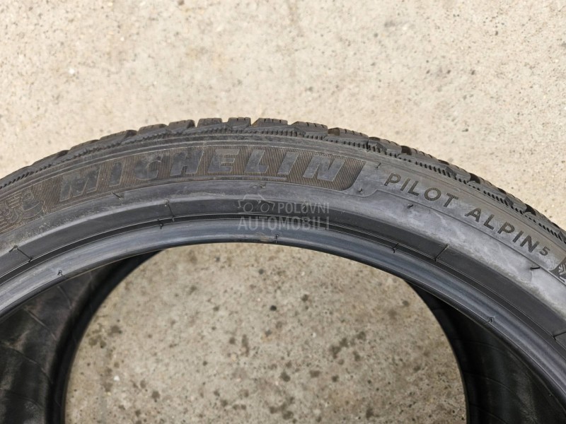 Michelin 305/30 R21 Zimska