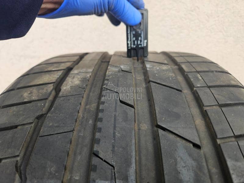 Hankook 285/30 R22 Letnja