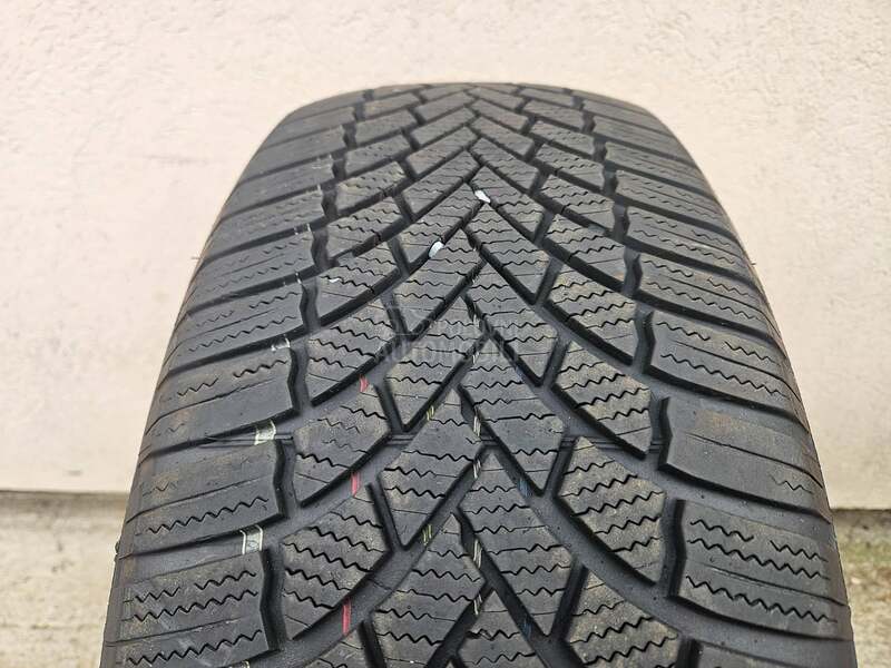 Bridgestone 235/55 R19 Zimska