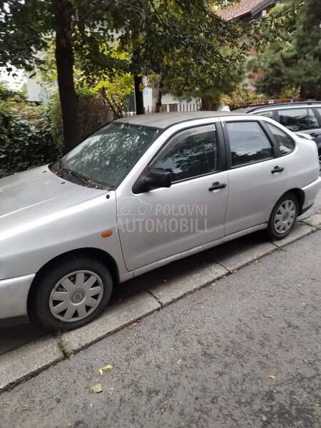 Seat Cordoba 